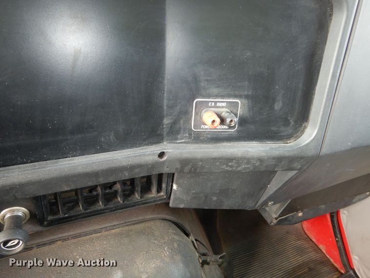 image for item DK7508 1998 International 4700  box truck