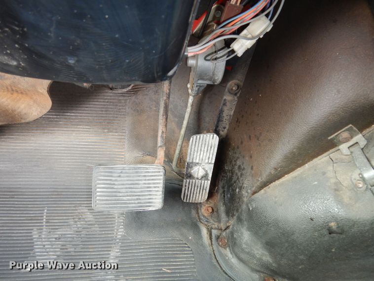 image for item DK7508 1998 International 4700  box truck