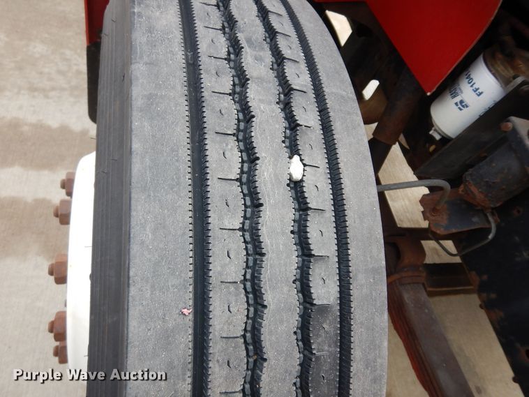 image for item DK7508 1998 International 4700  box truck