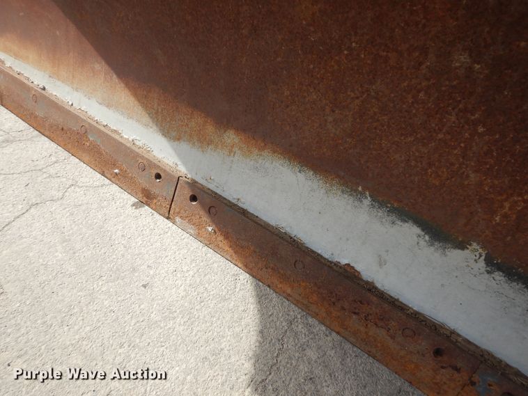 image for item DK7522 1999 International 4900  dump truck