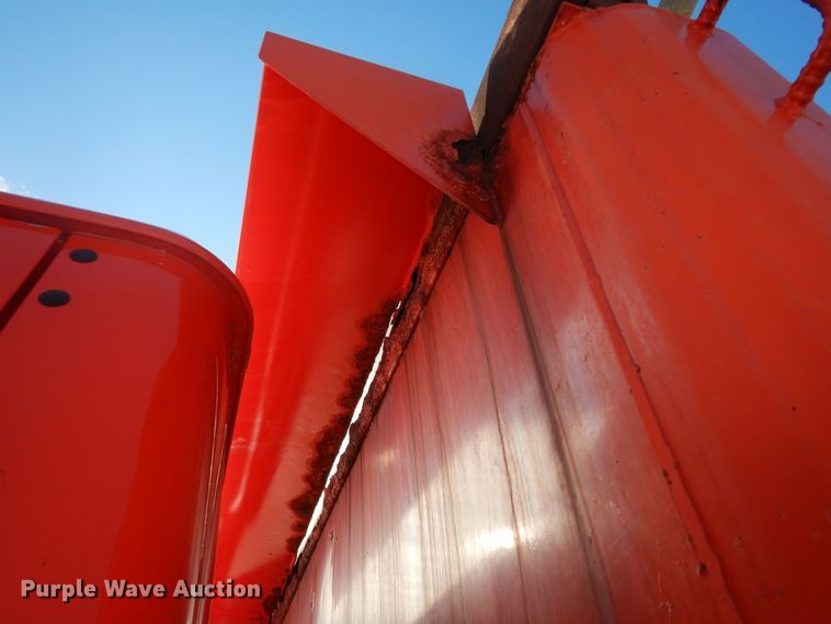 image for item DK7522 1999 International 4900  dump truck