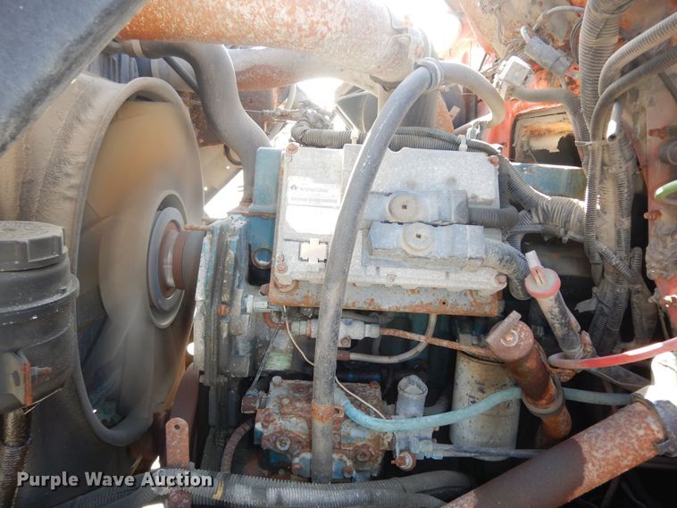 image for item DK7522 1999 International 4900  dump truck