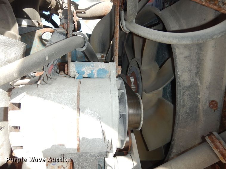 image for item DK7522 1999 International 4900  dump truck