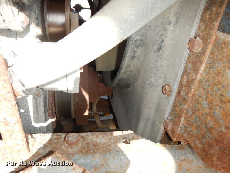 image for item DK7522 1999 International 4900  dump truck