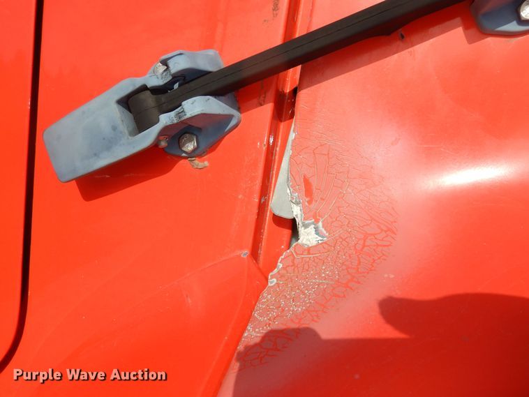 image for item DK7522 1999 International 4900  dump truck