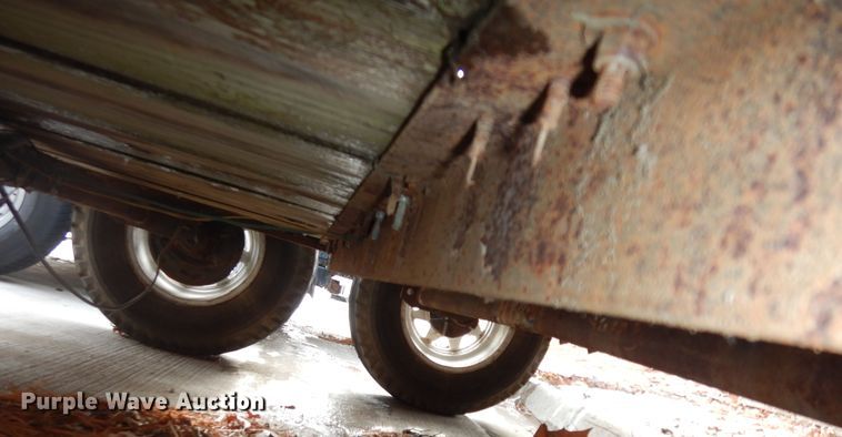 image for item DK7535 1992 Texas Bragg  utility trailer