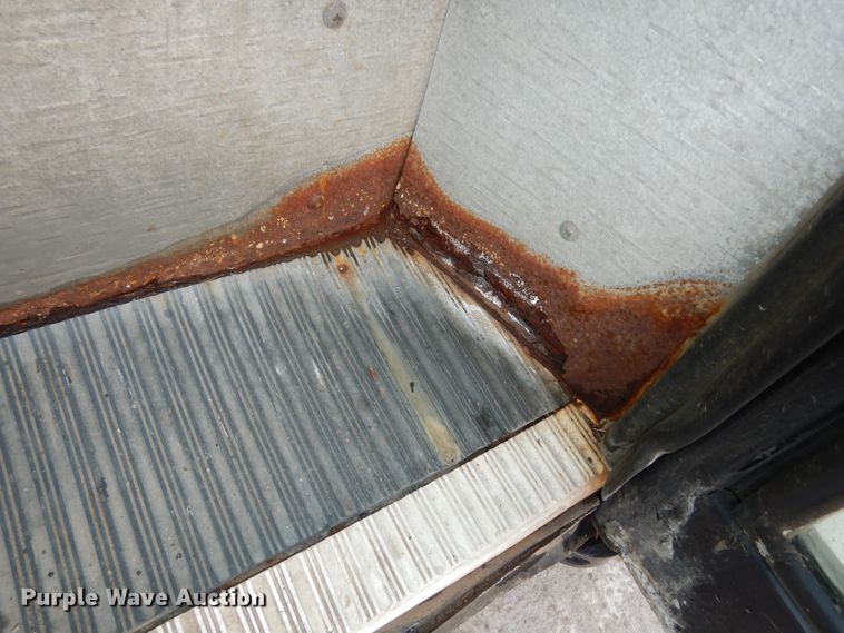 image for item DK7546 2011 Freightliner B2  school bus