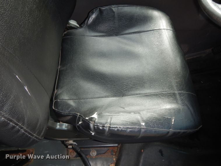 image for item DK7546 2011 Freightliner B2  school bus