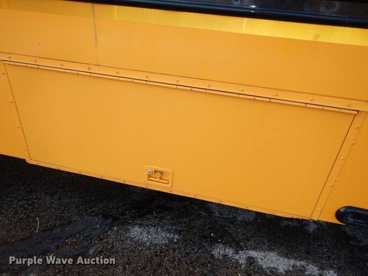 image for item DK7547 2009 Freightliner B2  school bus