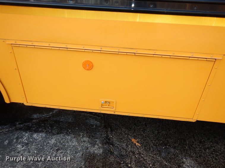 image for item DK7547 2009 Freightliner B2  school bus