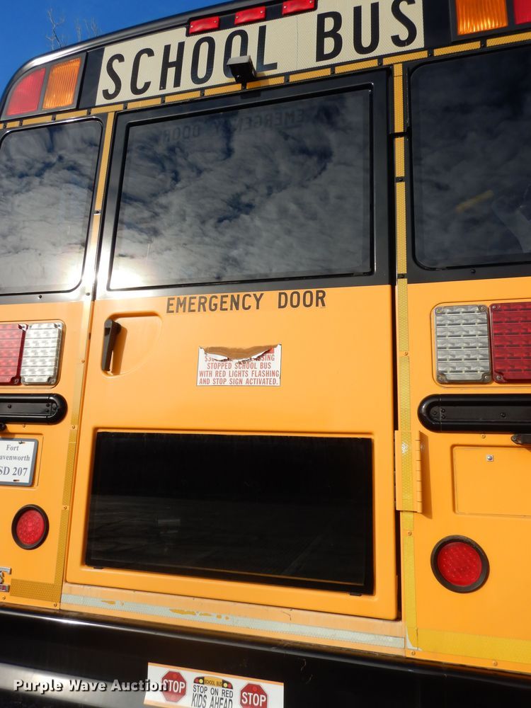 image for item DK7547 2009 Freightliner B2  school bus