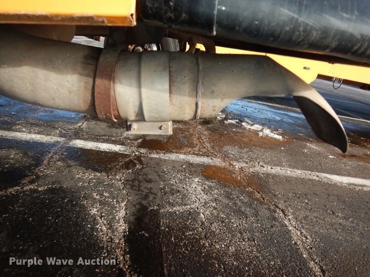 image for item DK7547 2009 Freightliner B2  school bus