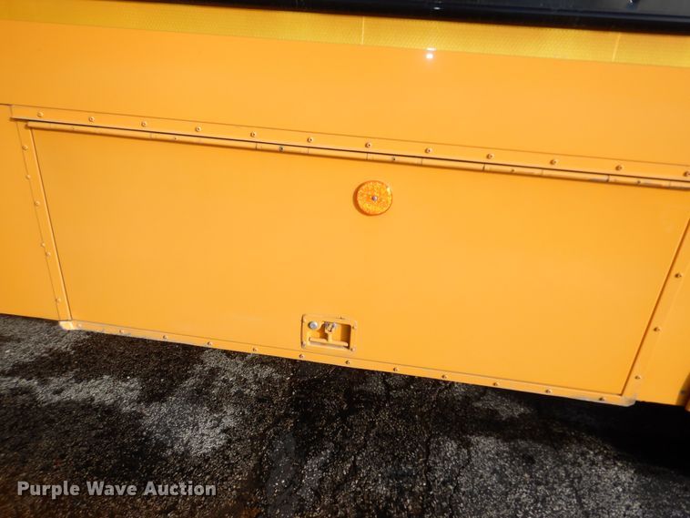 image for item DK7547 2009 Freightliner B2  school bus