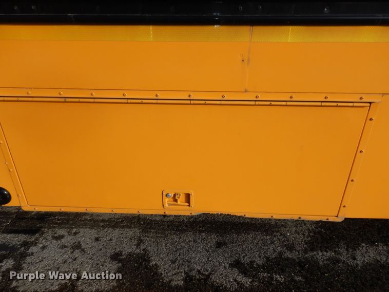 image for item DK7547 2009 Freightliner B2  school bus