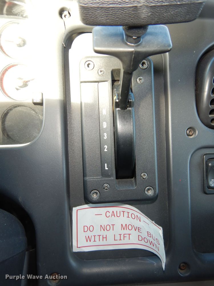 image for item DK7547 2009 Freightliner B2  school bus