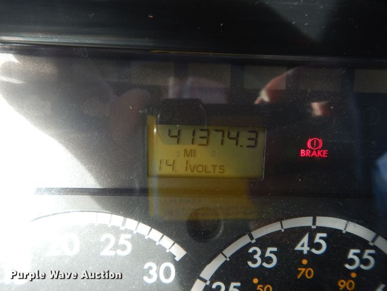 image for item DK7547 2009 Freightliner B2  school bus