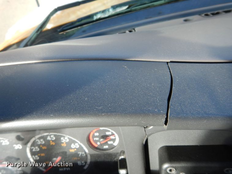 image for item DK7547 2009 Freightliner B2  school bus