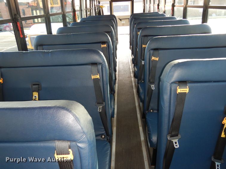 image for item DK7547 2009 Freightliner B2  school bus