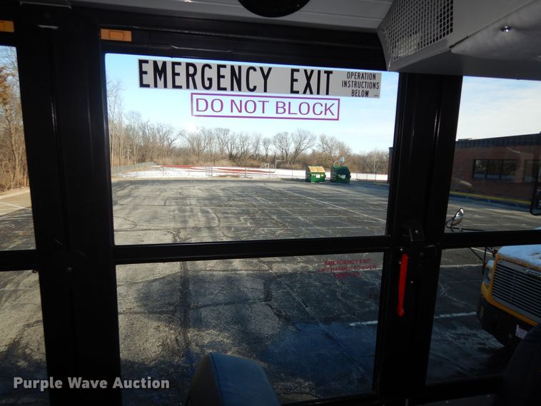 image for item DK7547 2009 Freightliner B2  school bus