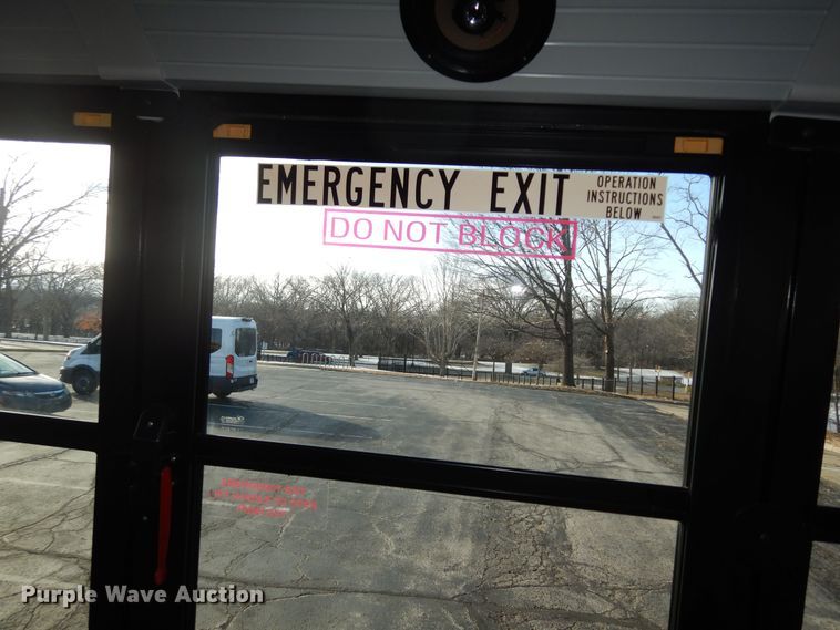 image for item DK7547 2009 Freightliner B2  school bus