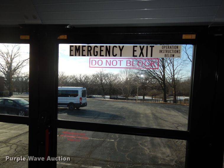 image for item DK7547 2009 Freightliner B2  school bus