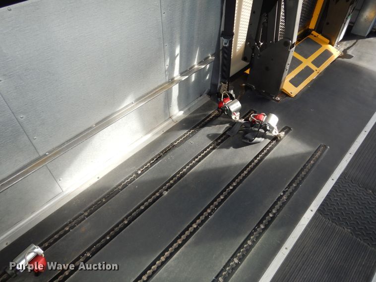 image for item DK7547 2009 Freightliner B2  school bus