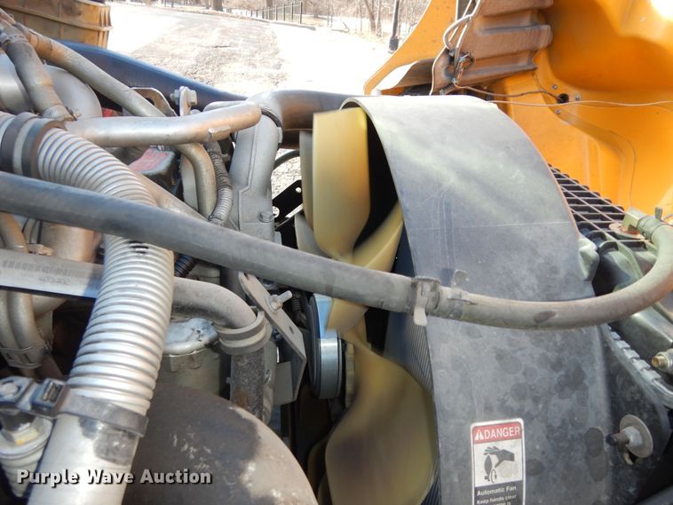 image for item DK7547 2009 Freightliner B2  school bus