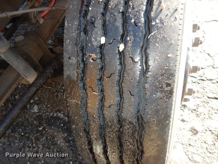 image for item DK7547 2009 Freightliner B2  school bus