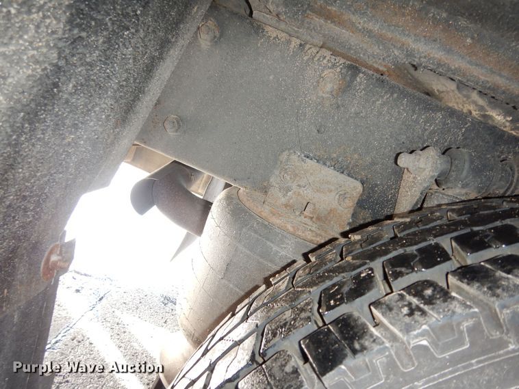 image for item DK7547 2009 Freightliner B2  school bus