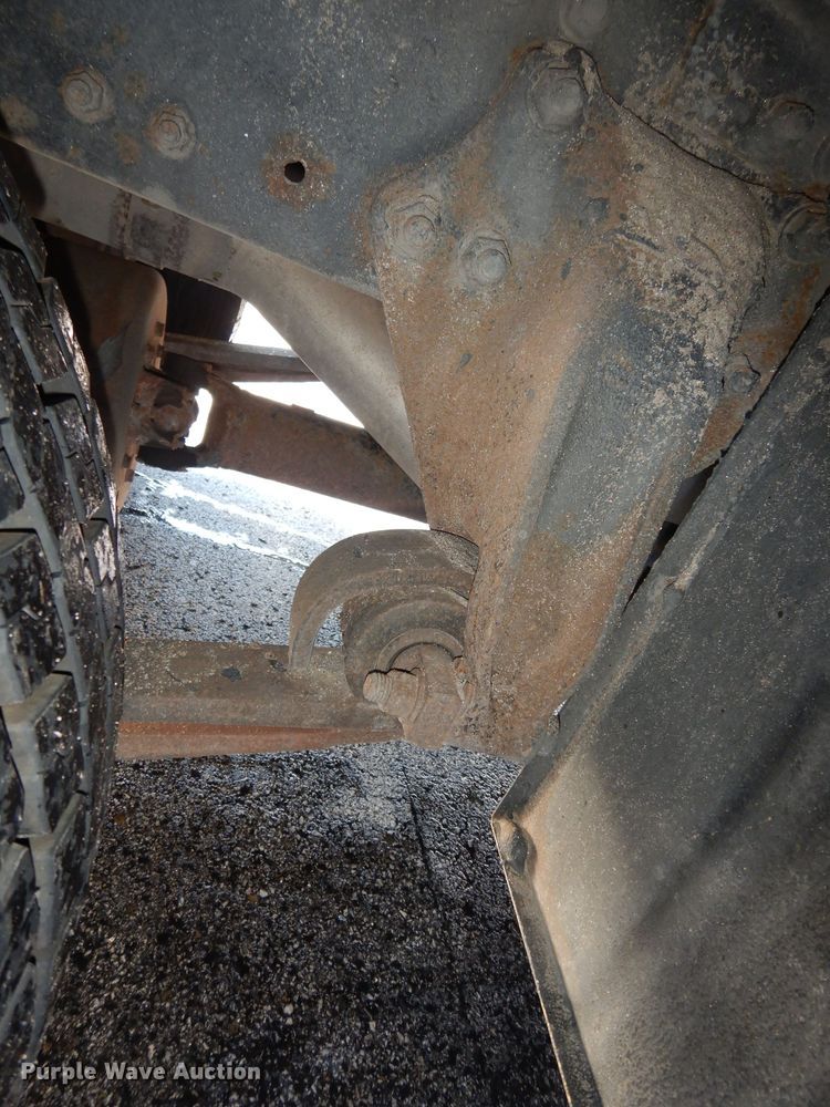 image for item DK7547 2009 Freightliner B2  school bus