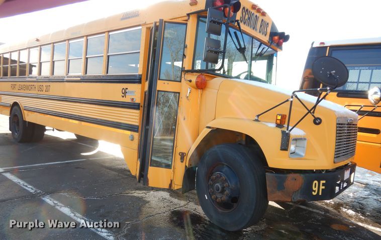 image for item DK7548 2002 Freightliner FS65  school bus