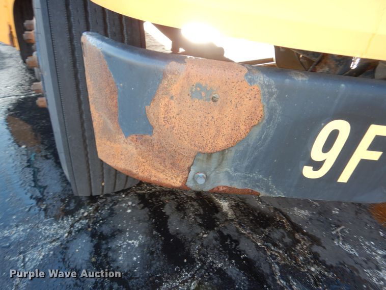image for item DK7548 2002 Freightliner FS65  school bus
