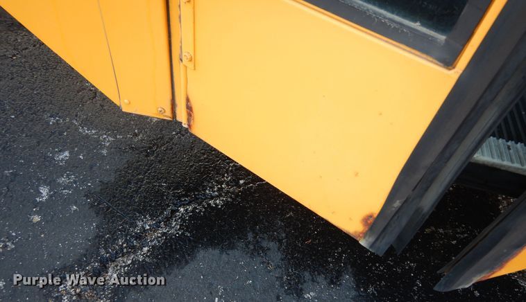image for item DK7548 2002 Freightliner FS65  school bus