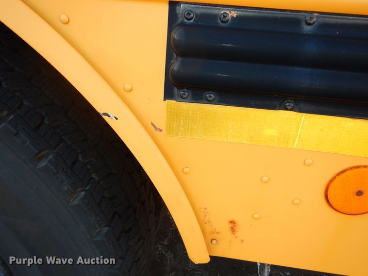 image for item DK7548 2002 Freightliner FS65  school bus