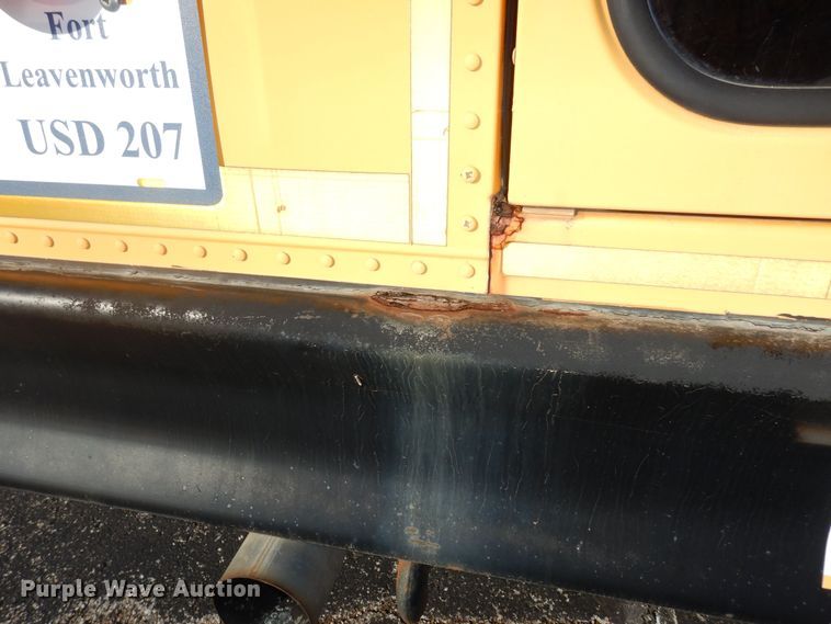 image for item DK7548 2002 Freightliner FS65  school bus