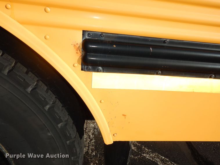 image for item DK7548 2002 Freightliner FS65  school bus
