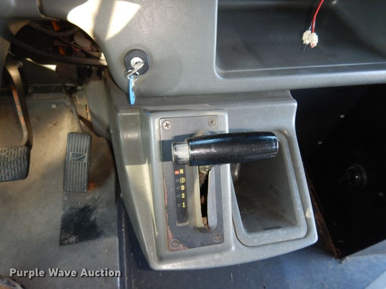 image for item DK7548 2002 Freightliner FS65  school bus