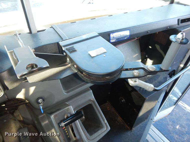 image for item DK7548 2002 Freightliner FS65  school bus