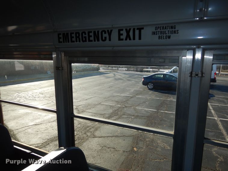 image for item DK7548 2002 Freightliner FS65  school bus