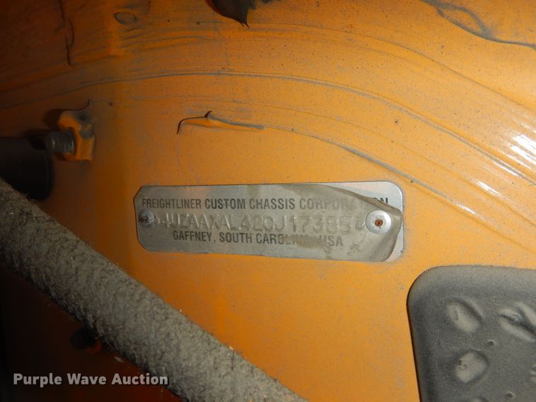 image for item DK7548 2002 Freightliner FS65  school bus