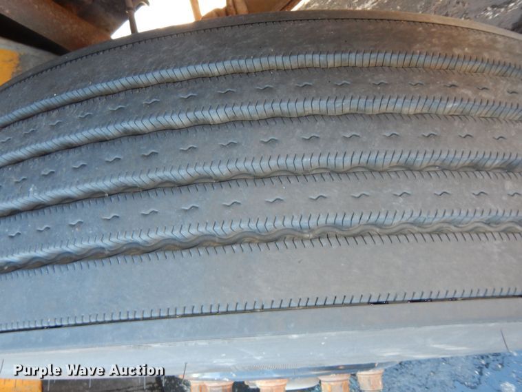 image for item DK7548 2002 Freightliner FS65  school bus