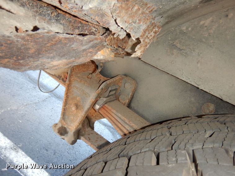 image for item DK7548 2002 Freightliner FS65  school bus