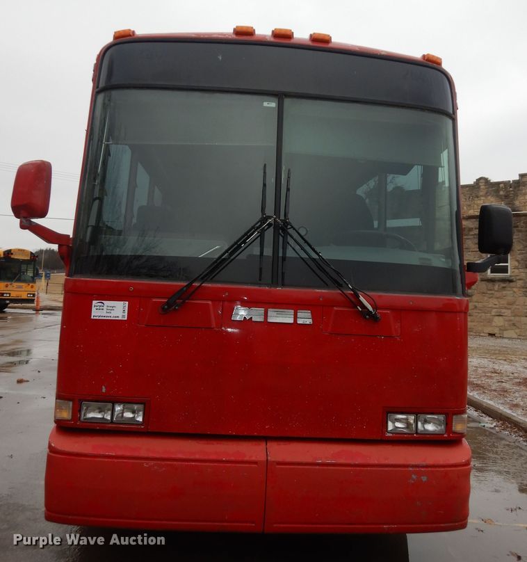 image for item DK7572 1993 MCI D4500  coach bus