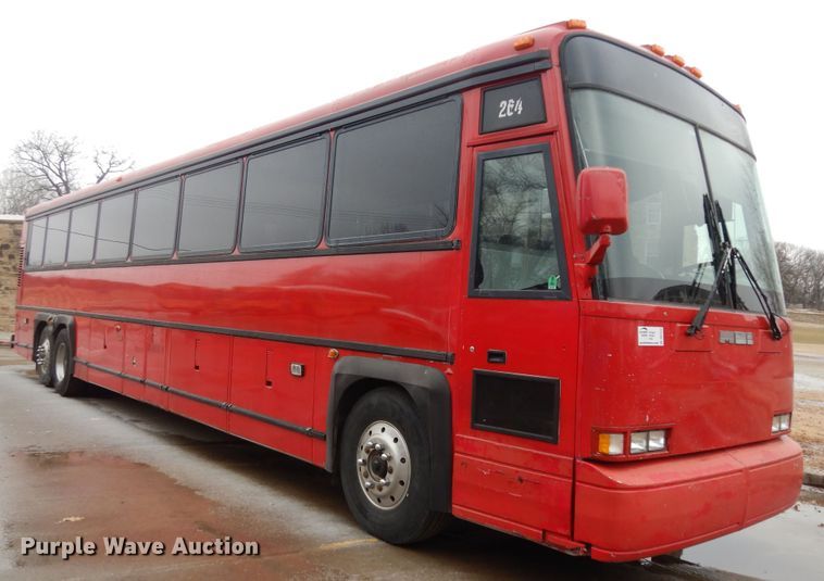 image for item DK7572 1993 MCI D4500  coach bus
