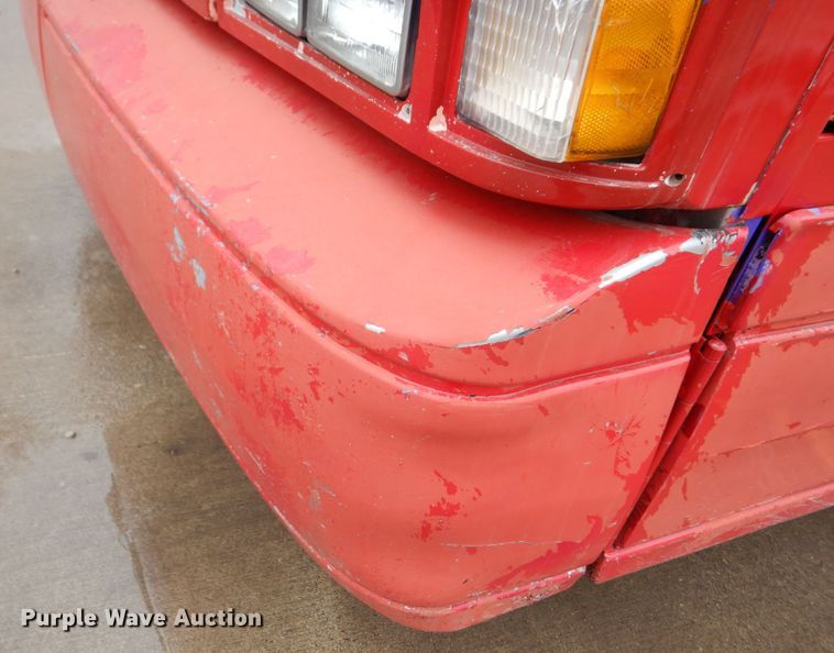 image for item DK7572 1993 MCI D4500  coach bus