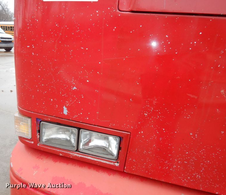 image for item DK7572 1993 MCI D4500  coach bus