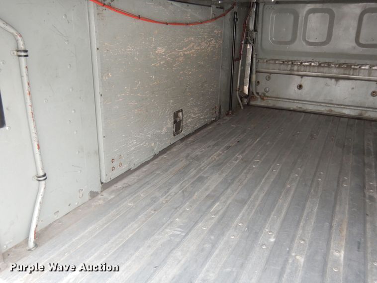 image for item DK7572 1993 MCI D4500  coach bus