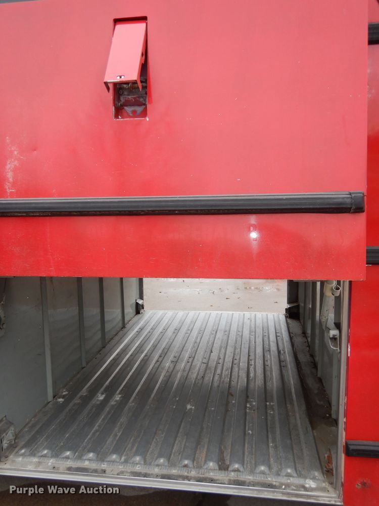 image for item DK7572 1993 MCI D4500  coach bus