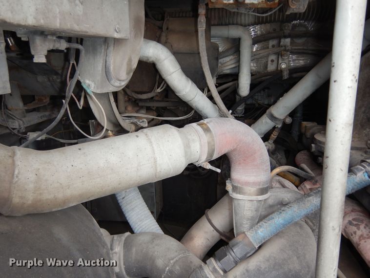 image for item DK7572 1993 MCI D4500  coach bus