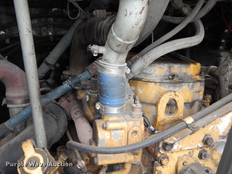 image for item DK7572 1993 MCI D4500  coach bus